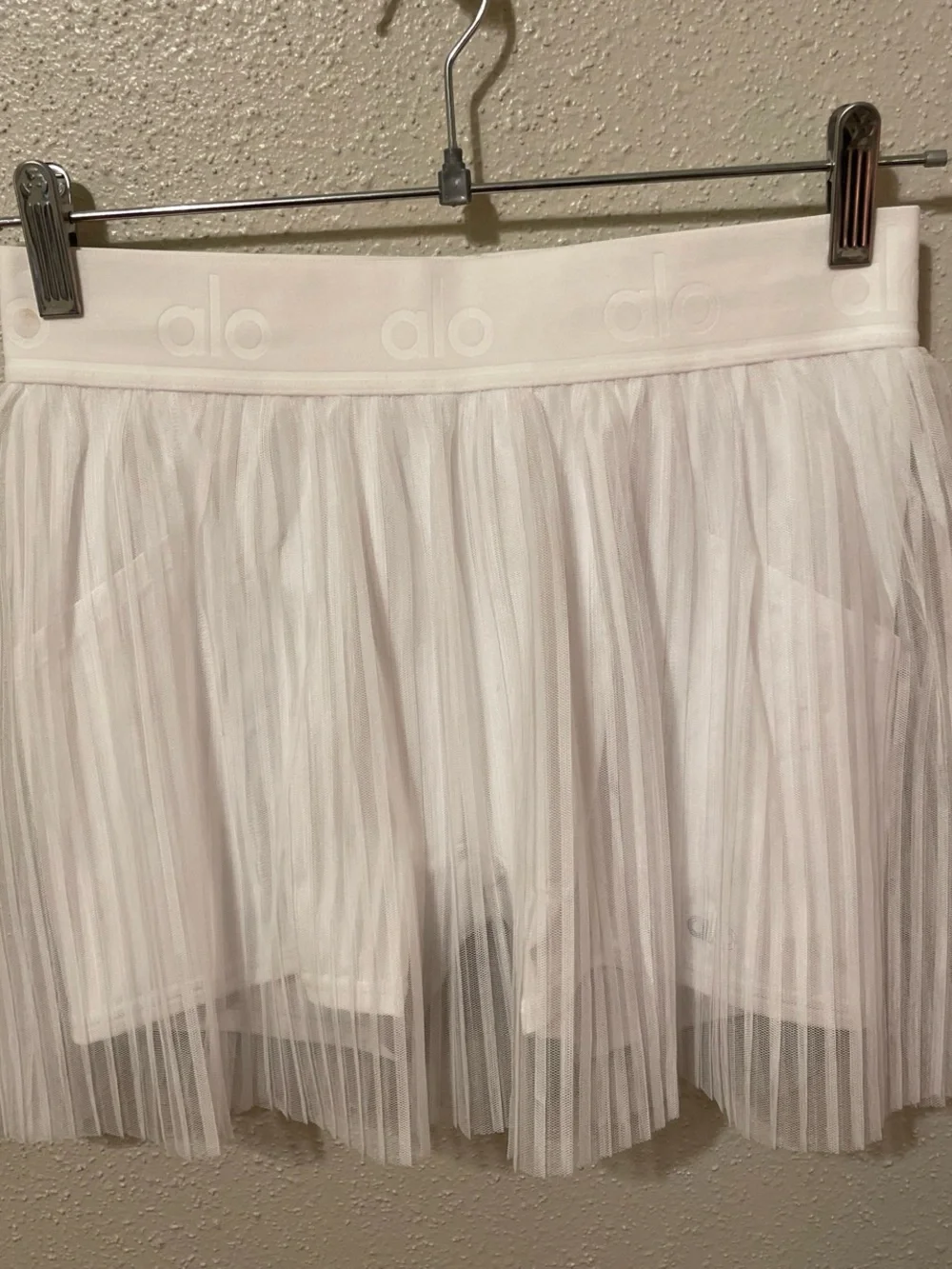 ALO Yoga White Pleated Skater Skirt